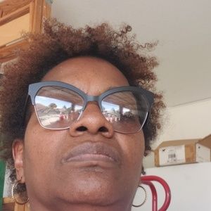 Meet your Posher, Lillian